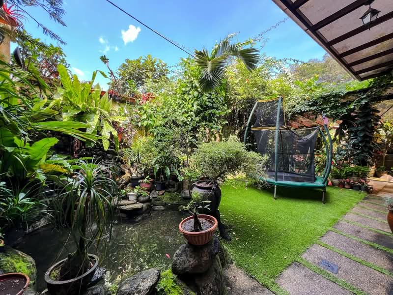 Semi-Detached House for Sale in SS4 (Petaling Jaya) - Shiqin Saidin - Garden - PropertyGuru.com.my