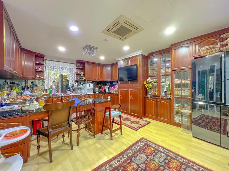 Semi-Detached House for Sale in SS4 (Petaling Jaya) - Shiqin Saidin - Kitchen - PropertyGuru.com.my