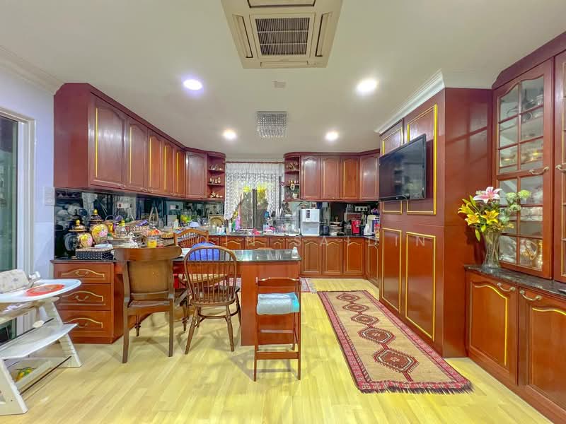 Semi-Detached House for Sale in SS4 (Petaling Jaya) - Shiqin Saidin - Kitchen - PropertyGuru.com.my
