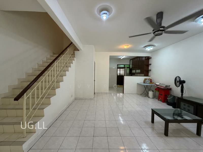 Rumah Teres untuk Dijual di Bandar Botanic (Klang) - Ivy Por - Living Room - PropertyGuru.com.my