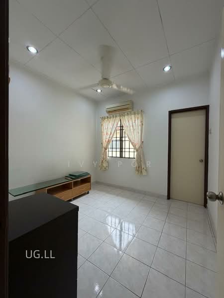 Rumah Teres untuk Dijual di Bandar Botanic (Klang) - Ivy Por - Interior - PropertyGuru.com.my