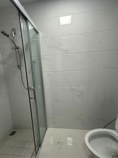 Apartment for Sale at Regalia Park @ Forest City - Jane Loh - Bathroom - PropertyGuru.com.my