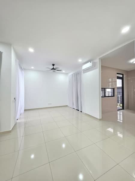 2-storey Terraced House for Rent in Taman Ekoflora (Johor Bahru) - SJ CHAN - Living Room - PropertyGuru.com.my