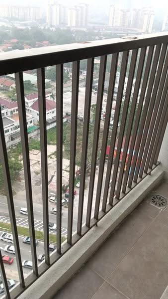 Kediaman Servis untuk Disewa di M Astra - Eddy . - Balcony - PropertyGuru.com.my
