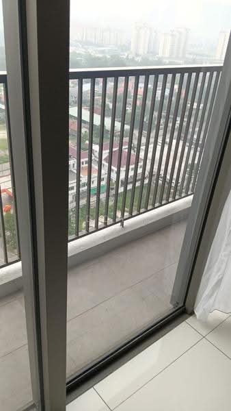 Kediaman Servis untuk Disewa di M Astra - Eddy . - Balcony - PropertyGuru.com.my