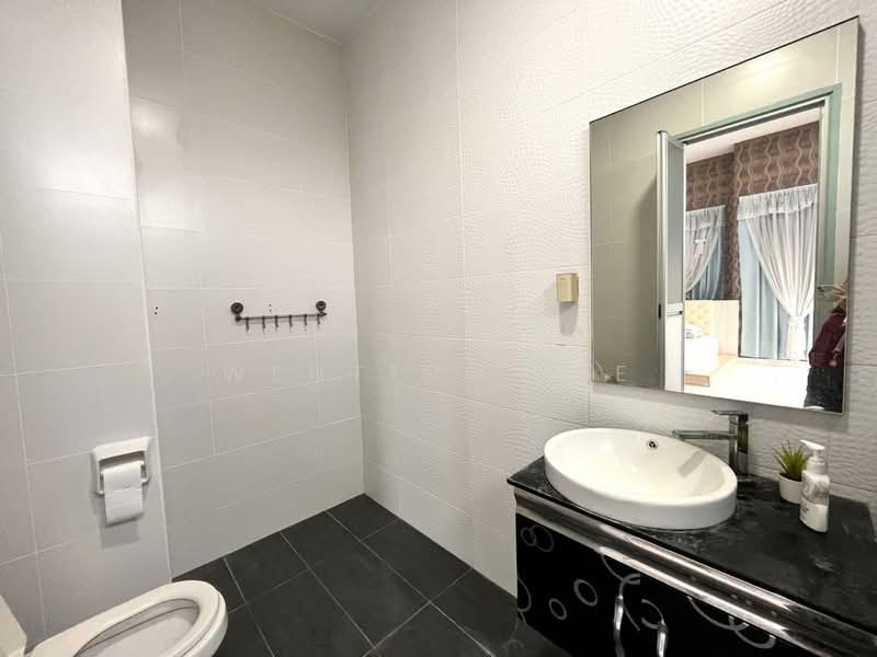 Rumah Kluster untuk Dijual di Johor Bahru (Johor) - Wenting Lee - Bathroom - PropertyGuru.com.my
