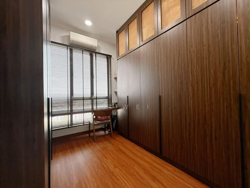 Service Residence for Sale at The Platino Serviced Apartment - Li Wei - PropertyGuru.com.my