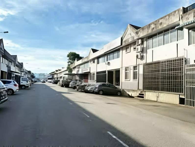 Kilang Teres untuk Dijual di Taman Universiti (Skudai) - Anson Chua - Exterior - PropertyGuru.com.my