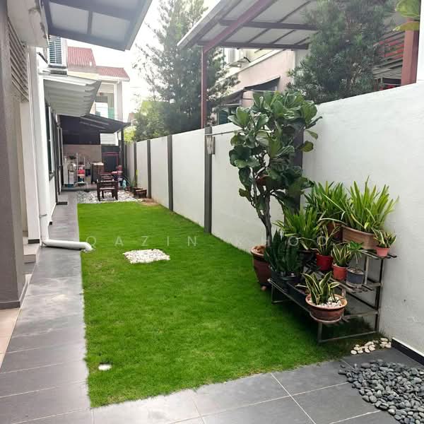 2-storey Terraced House for Sale in Bandar Seri Botani (Ipoh) - Qazin Khoo - Garden - PropertyGuru.com.my