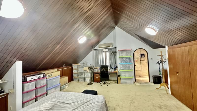 Bungalow House untuk Dijual di Taman Bukit Pantai (Bangsar) - Aivan Ng - Bedroom - PropertyGuru.com.my