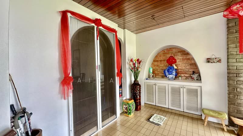 Bungalow House untuk Dijual di Taman Bukit Pantai (Bangsar) - Aivan Ng - Entrance - PropertyGuru.com.my