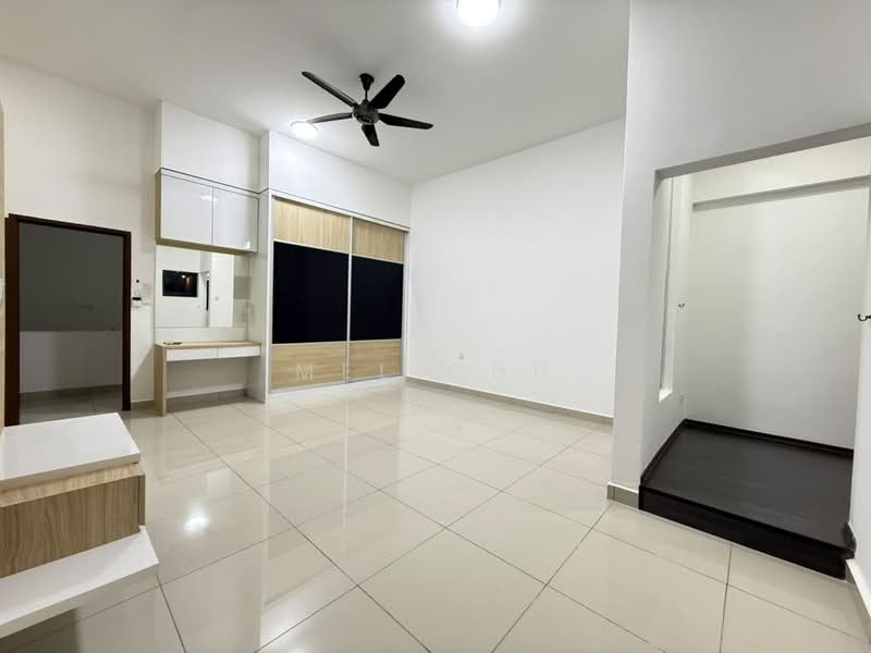 Rumah Teres 2-Tingkat untuk Dijual di Bandar Putra (Kulai) - MEL CHU - Master Bedroom - PropertyGuru.com.my