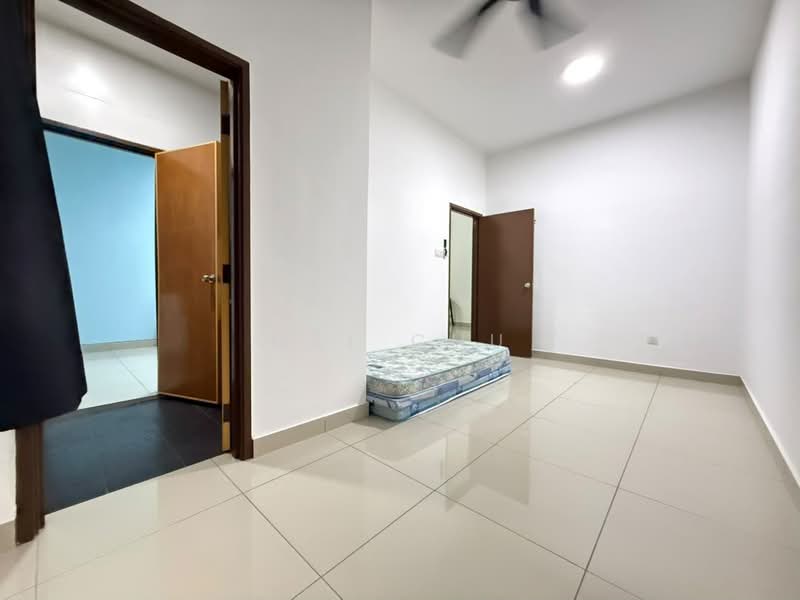 Rumah Teres 2-Tingkat untuk Dijual di Bandar Putra (Kulai) - MEL CHU - Bedroom - PropertyGuru.com.my