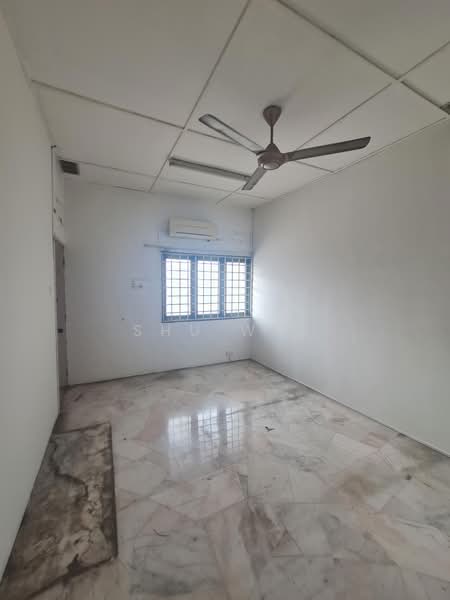 Rumah Teres 2-Tingkat untuk Disewa di Taman Bukit Serdang (Seri Kembangan) - Shu Wai - PropertyGuru.com.my