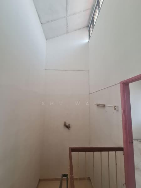 Rumah Teres 2-Tingkat untuk Disewa di Taman Bukit Serdang (Seri Kembangan) - Shu Wai - PropertyGuru.com.my