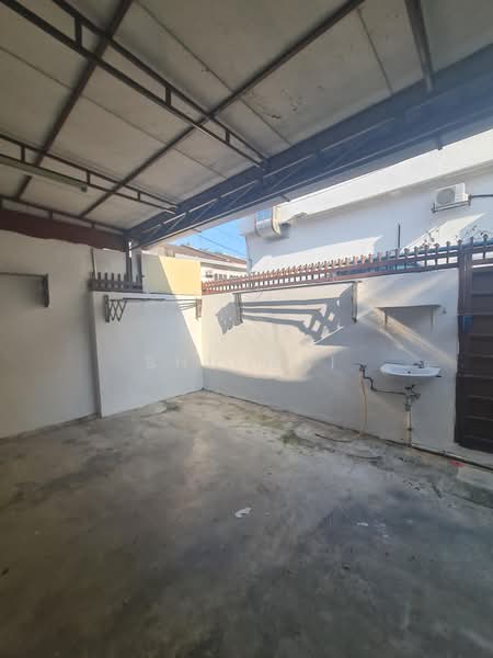 Rumah Teres 2-Tingkat untuk Disewa di Taman Bukit Serdang (Seri Kembangan) - Shu Wai - PropertyGuru.com.my