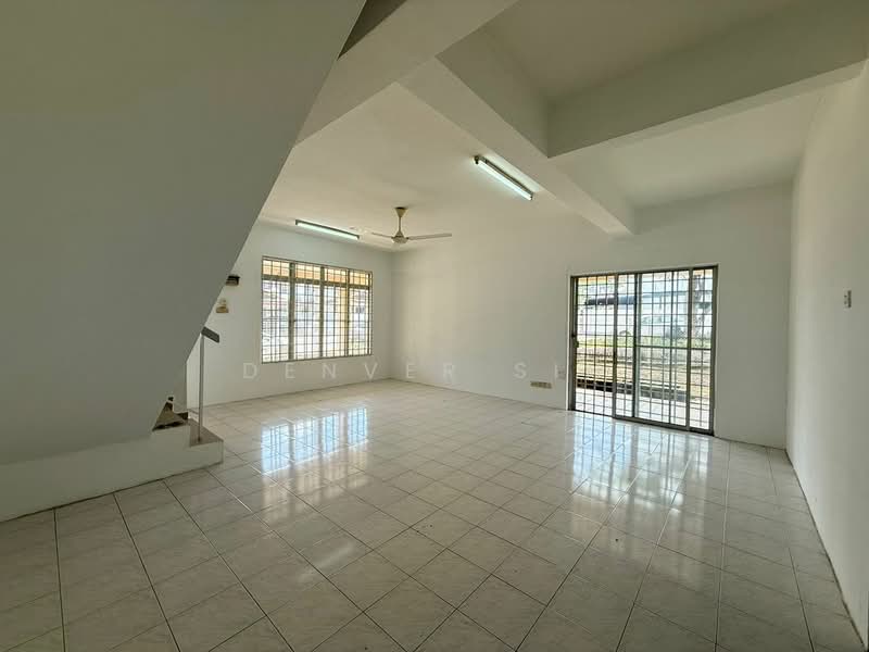 Rumah Teres 2-Tingkat untuk Dijual di Bandar Mahkota Cheras (Cheras) - Denver Sin - Living Room - PropertyGuru.com.my