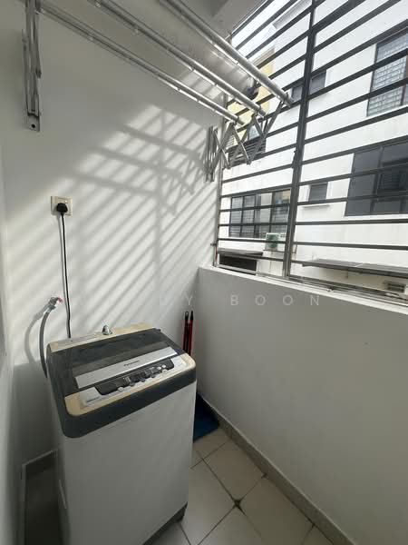 Townhouse for Sale in 16 Sierra (Puchong) - Wendy Boon - Balcony - PropertyGuru.com.my