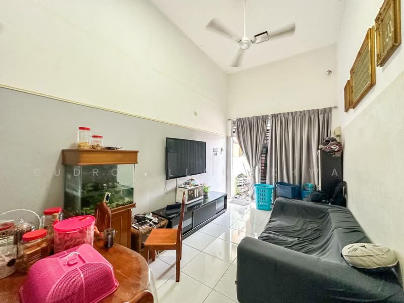 1-storey Terraced House for Sale in Kampung Jenderam Hilir (Dengkil) - Gudrotullah Ikhwan - PropertyGuru.com.my