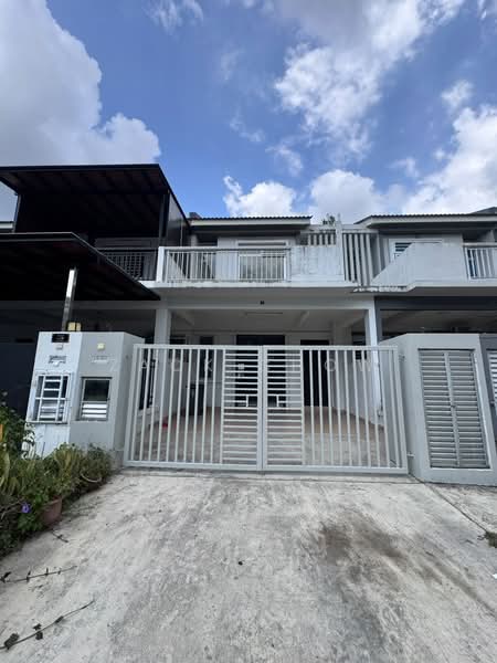 Rumah Teres 2-Tingkat untuk Dijual di Bandar Bistari Perdana (Pasir Gudang) - Zack Chow - Exterior - PropertyGuru.com.my