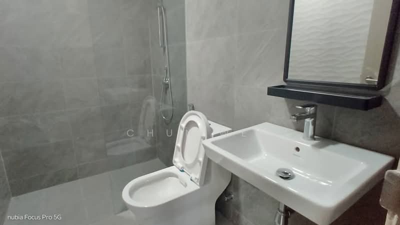 Kediaman Servis untuk Disewa di Quinn Residence - Chun Wei - Bathroom - PropertyGuru.com.my