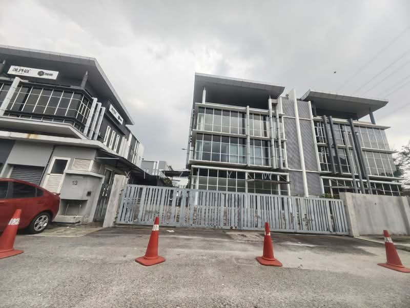 Semi-D Factory for Rent in Shah Alam (Selangor) - Xinzi Yew - Exterior - PropertyGuru.com.my