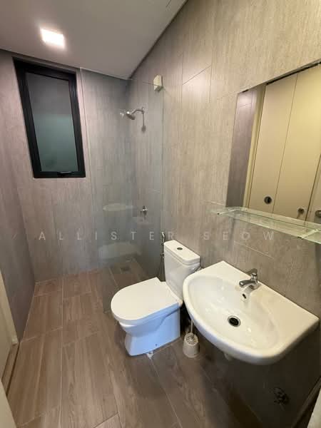 Kediaman Servis untuk Disewa di Geo Bukit Rimau - Allister Seow - Bathroom - PropertyGuru.com.my