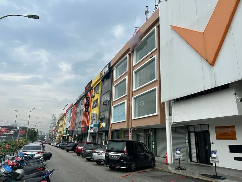 Retail Space for Rent in Kelana Jaya (Petaling Jaya) - Elaine Chong (Elle) - Exterior - PropertyGuru.com.my
