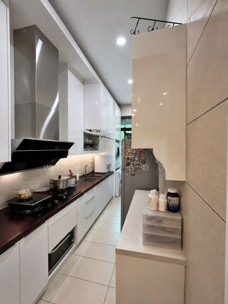 3-storey Terraced House for Sale in Bandar Nusaputra (Puchong) - Wendy Boon - Kitchen - PropertyGuru.com.my