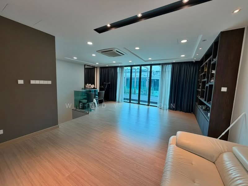 3-storey Terraced House for Sale in Bandar Nusaputra (Puchong) - Wendy Boon - Living Room - PropertyGuru.com.my