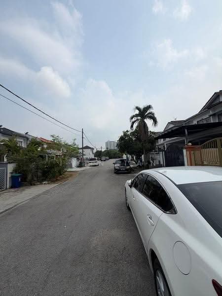 2-storey Terraced House for Sale in BANDAR PUCHONG JAYA (Puchong) - Ivan Tan - Exterior - PropertyGuru.com.my