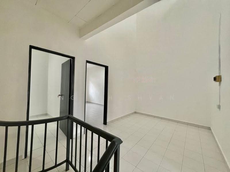 2-storey Terraced House for Sale in Taman Mutiara (Pontian) - Ong Lih Shyan - Interior - PropertyGuru.com.my