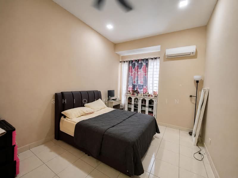 1-storey Terraced House for Sale in Puncak Alam (Selangor) - Shiqin Saidin - Bedroom - PropertyGuru.com.my