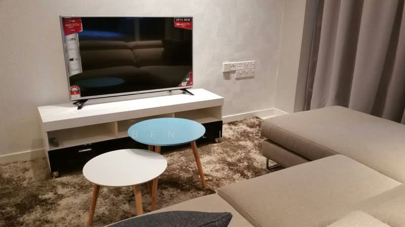 Kediaman Servis untuk Dijual di Skypod Residence - Ben Ling - Living Room - PropertyGuru.com.my