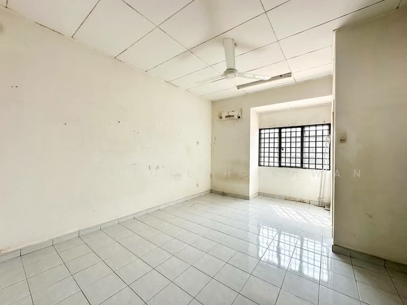 2-storey Terraced House for Sale in Taman Ramal Ros (Bangi) - Gudrotullah Ikhwan - PropertyGuru.com.my