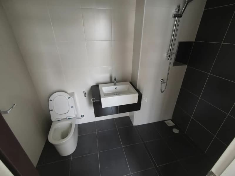 Cluster House for Sale in Eco Botanic (Iskandar Puteri (Nusajaya)) - Joy Min - Bathroom - PropertyGuru.com.my