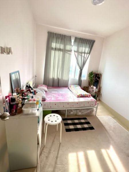 Kediaman Servis untuk Dijual di Larkin Heights - Ong Lih Shyan - Bedroom - PropertyGuru.com.my