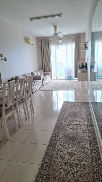 Condominium for Rent at Pearl Avenue - Gudrotullah Ikhwan - Living Room - PropertyGuru.com.my