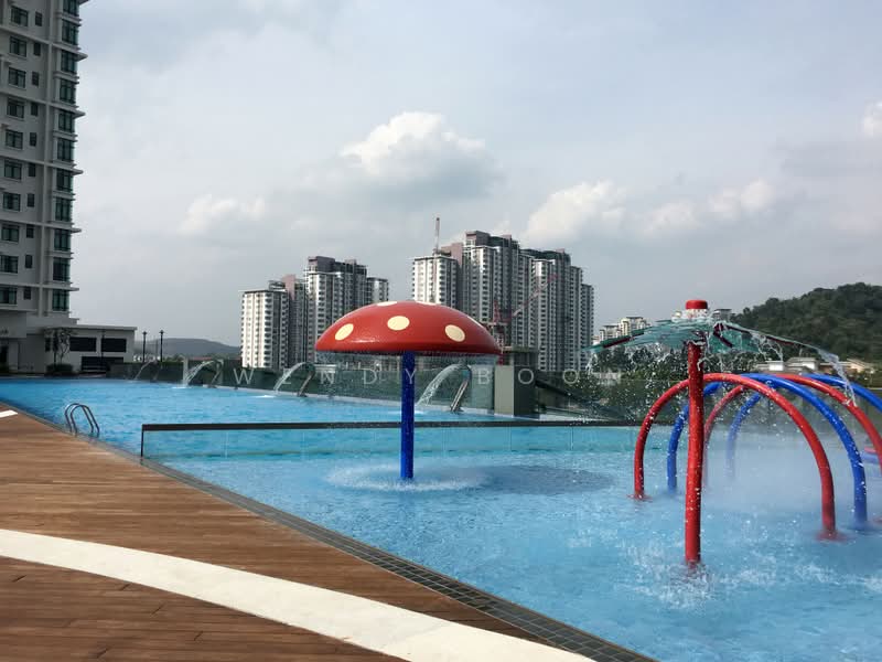 Kediaman Servis untuk Disewa di Serviced Residence @ Shaftsbury Putrajaya - Wendy Boon - Pool - PropertyGuru.com.my