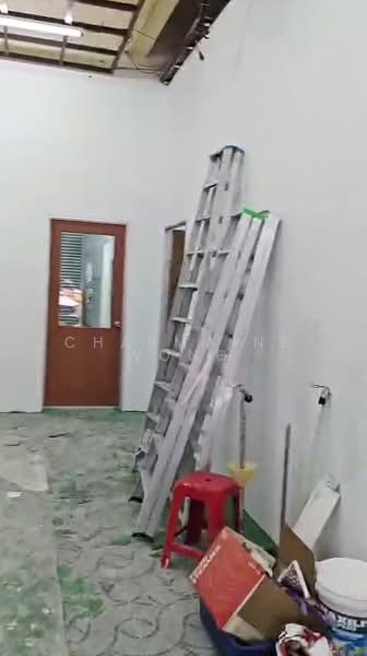 Shop / Office untuk Disewa di Seri Kembangan (Selangor) - Charmaine Wong - Interior - PropertyGuru.com.my