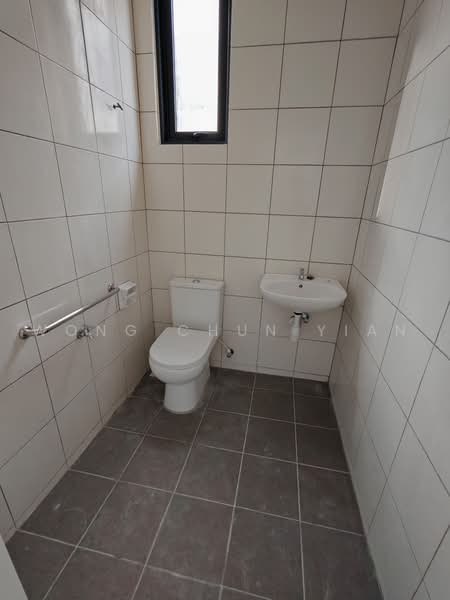 Shop / Office untuk Dijual di Bukit Banyan (Sungai Petani) - Wong Chun Yian - Bathroom - PropertyGuru.com.my