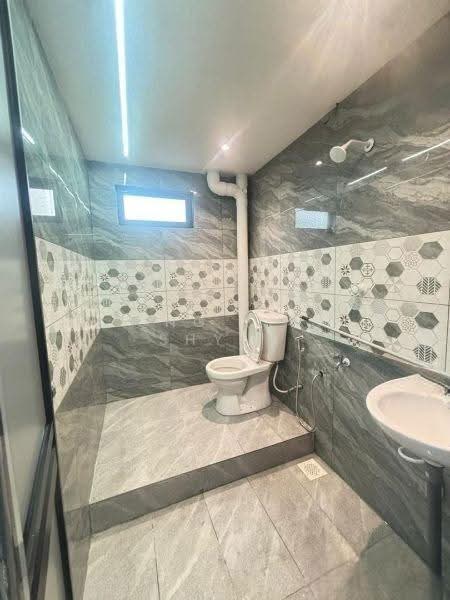 Rumah Flat untuk Dijual di Bandar Selesa Jaya - Ong Lih Shyan - Bathroom - PropertyGuru.com.my