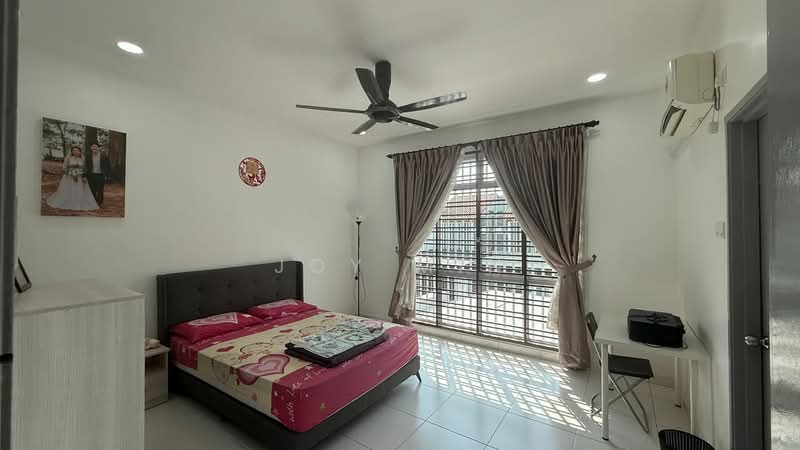 Rumah Teres 2-Tingkat untuk Dijual di Taman Sutera Utama (Skudai) - Joy Min - Bedroom - PropertyGuru.com.my