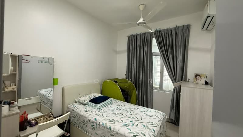 Rumah Teres 2-Tingkat untuk Dijual di Taman Sutera Utama (Skudai) - Joy Min - Bedroom - PropertyGuru.com.my