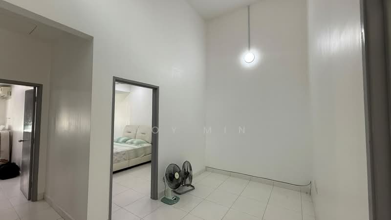 Rumah Teres 2-Tingkat untuk Dijual di Taman Sutera Utama (Skudai) - Joy Min - Bedroom - PropertyGuru.com.my