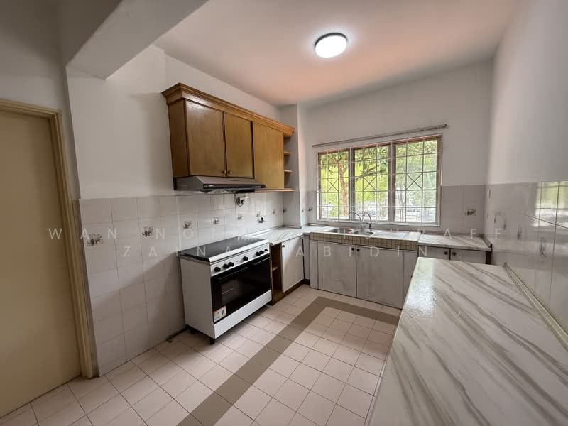 Condominium for Rent at Villa Flora - Wan Norman Ishraff Zainal Abidin - PropertyGuru.com.my