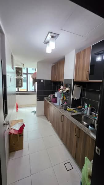 Service Residence for Rent at D'Inspire Residence (Inspira Bestari) - Nick Low - Kitchen - PropertyGuru.com.my