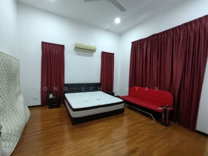 Semi-Detached House for Sale in Taman Amira (Iskandar Puteri (Nusajaya)) - Ong Lih Shyan - Bedroom - PropertyGuru.com.my