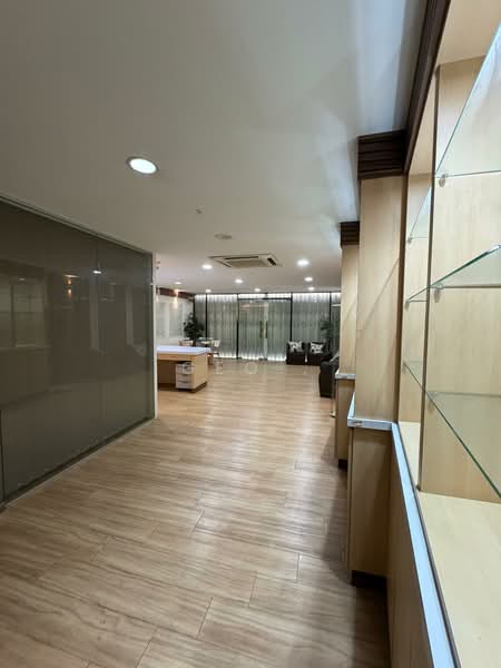 Shop for Rent in Taman Greenwood (Batu Caves) - Geo . - Interior - PropertyGuru.com.my