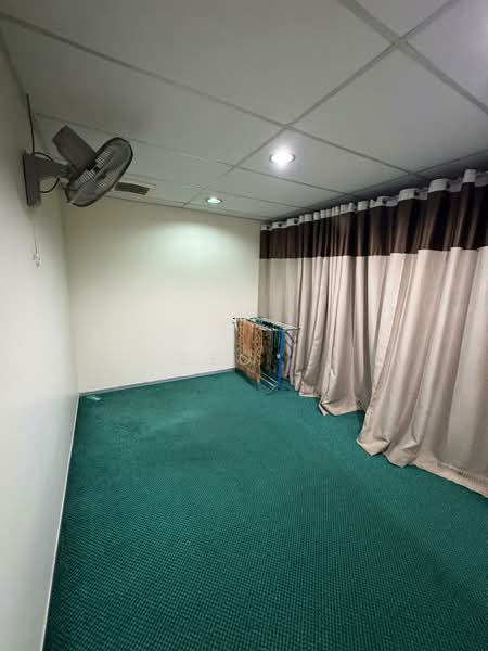 Shop for Rent in Taman Greenwood (Batu Caves) - Geo . - Interior - PropertyGuru.com.my